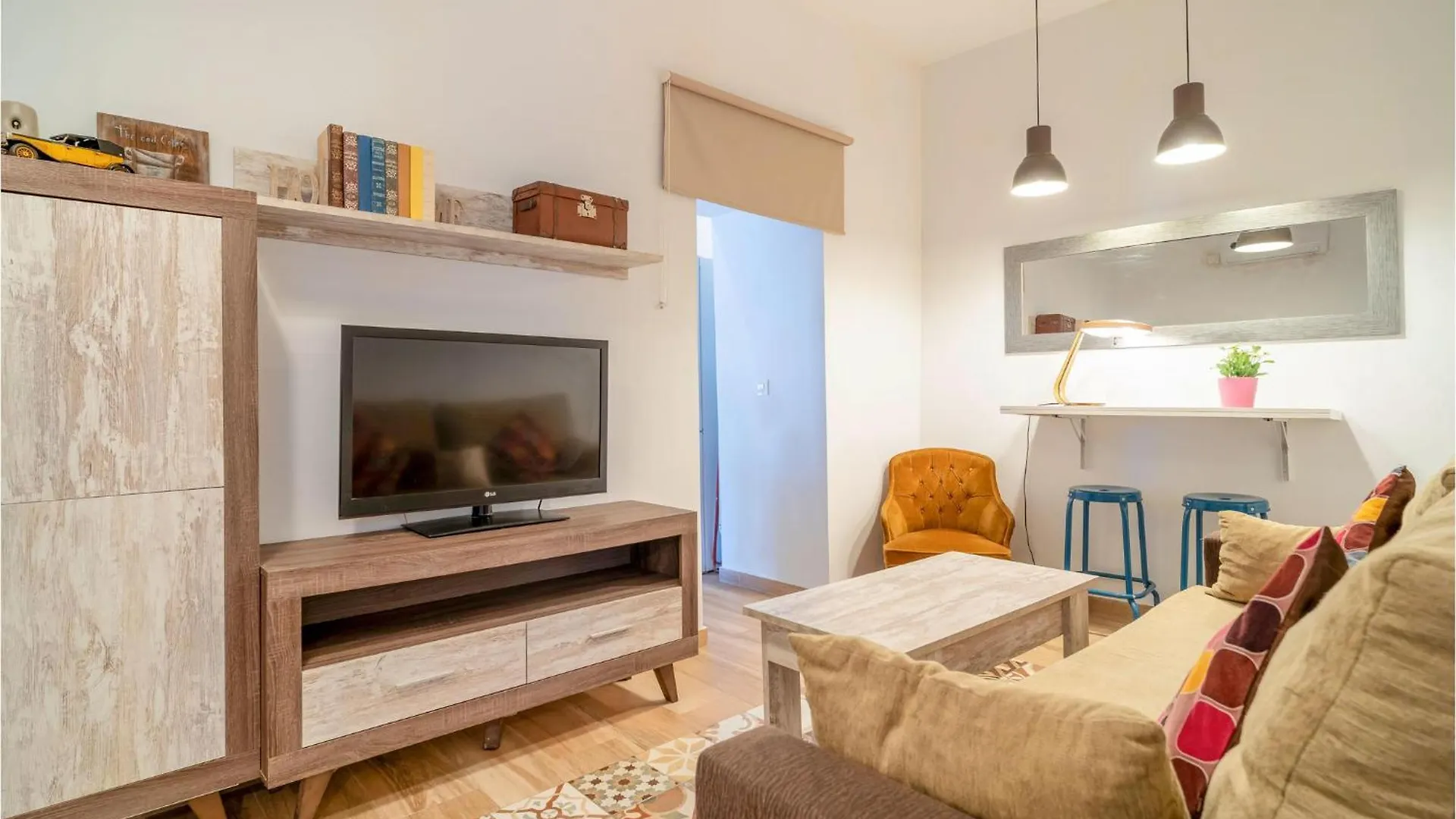 Gorgeous Apartment In Arcos De La Frontera